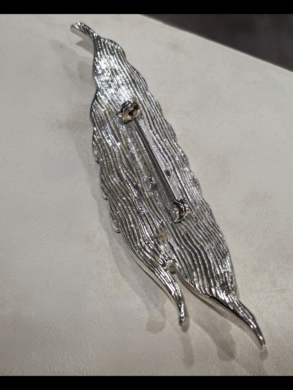 Vintage Silver-tone Feather Brooch - Picture 2 of 4